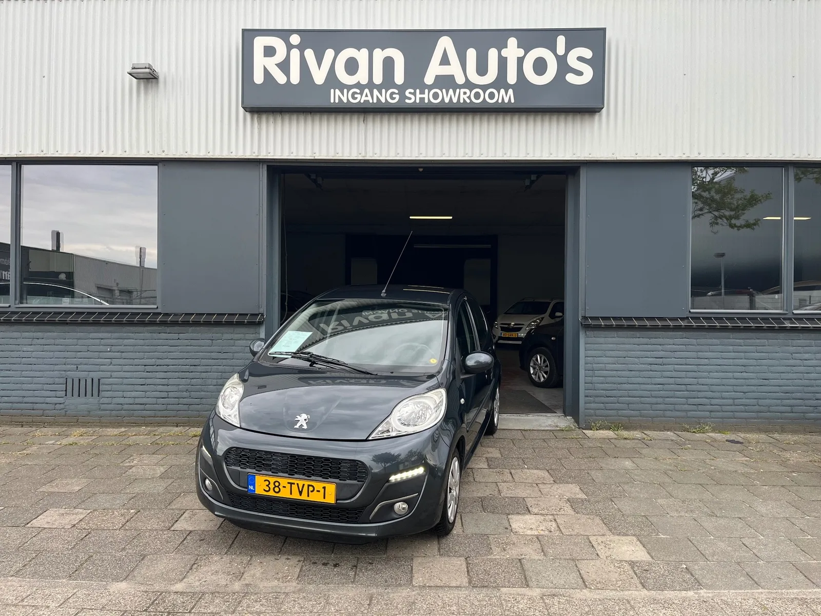 Peugeot 107 (2012) — foto 1