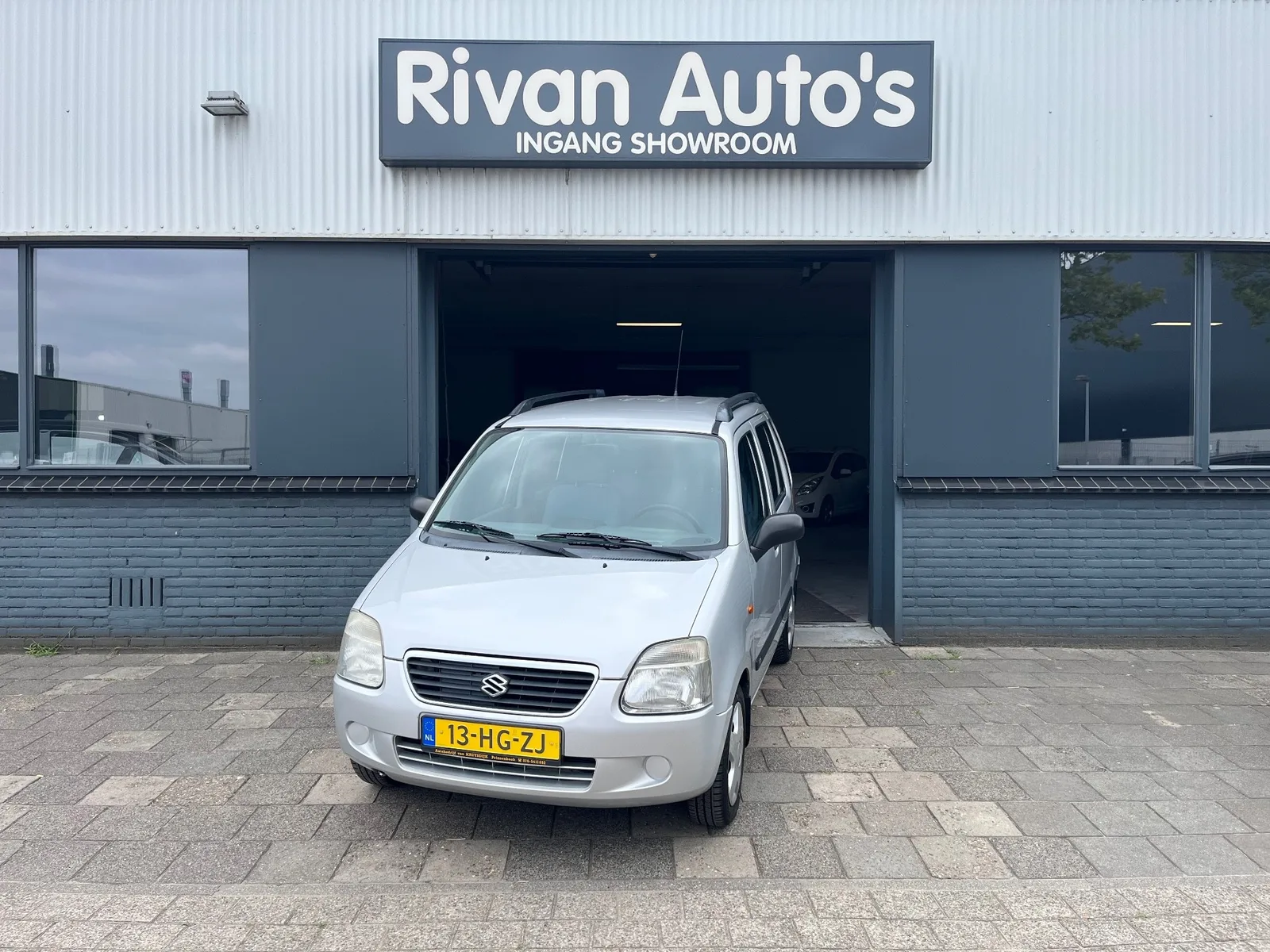 Suzuki Wagon R+ (2001) — foto 1
