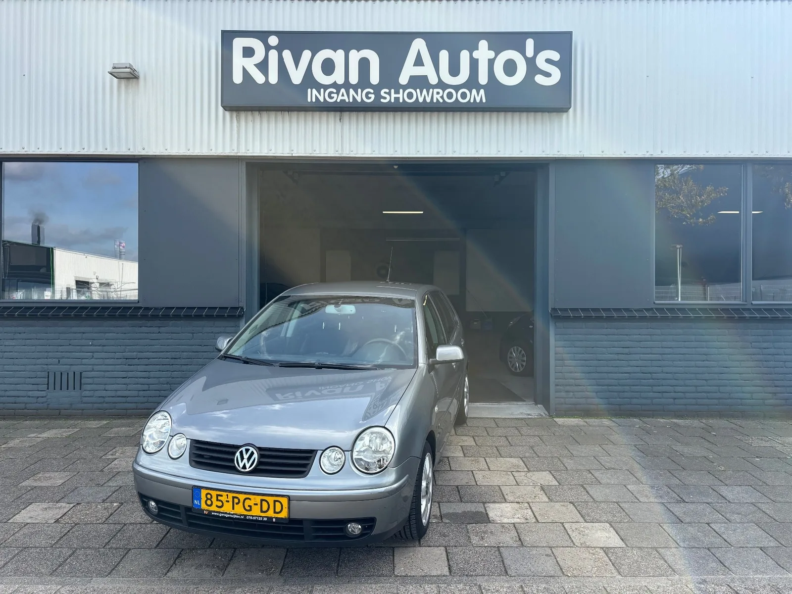Volkswagen Polo (2004) — foto 1