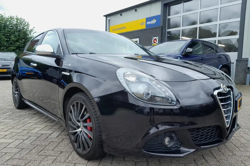 Alfa Romeo Giulietta (2013)