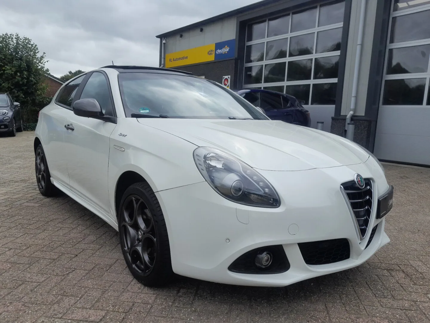 Alfa Romeo Giulietta (2016) — foto 1