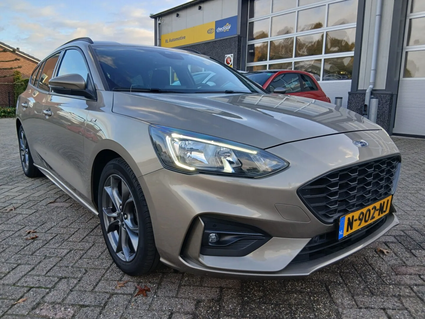 Ford Focus (2019) — foto 1