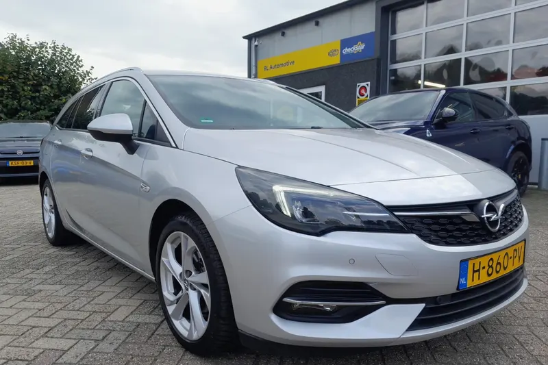 Opel Astra (2020)