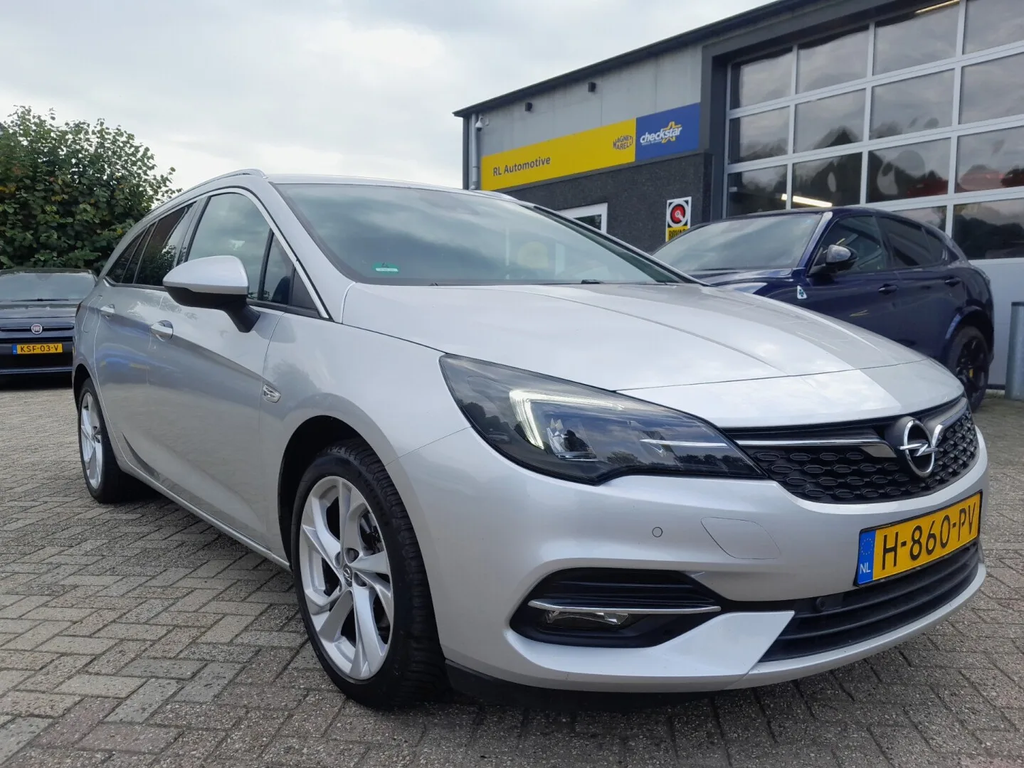 Opel Astra (2020) — foto 1