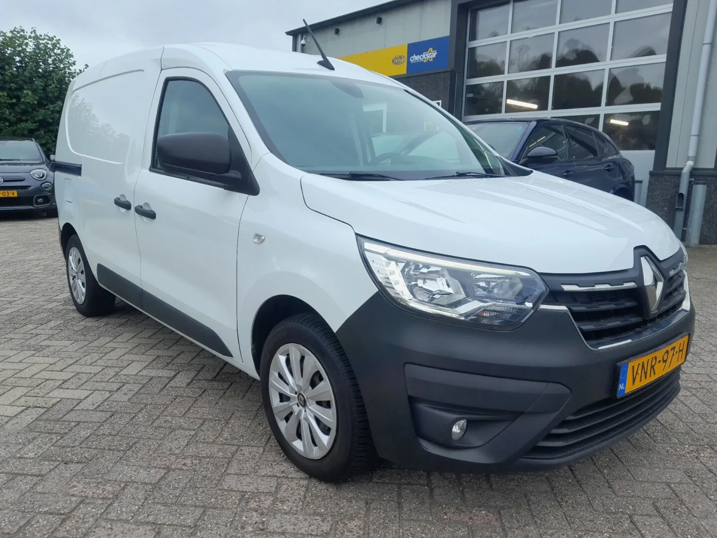 Renault Express (2022) — foto 1
