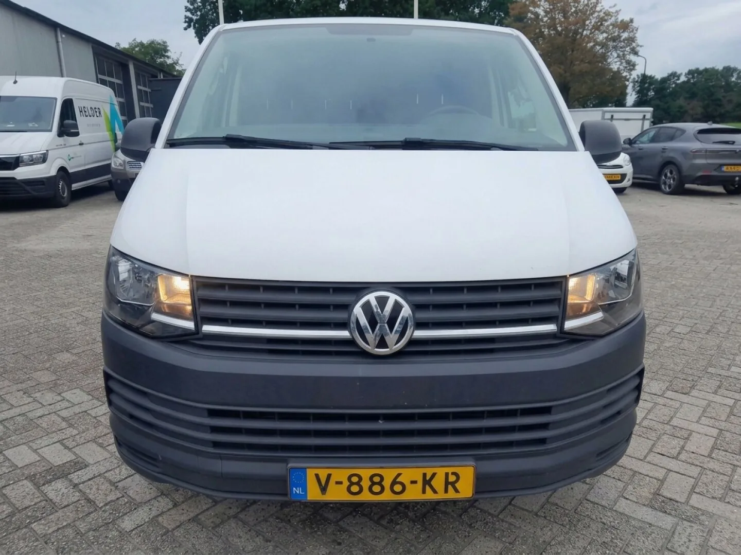 Volkswagen Transporter (2018) — foto 1
