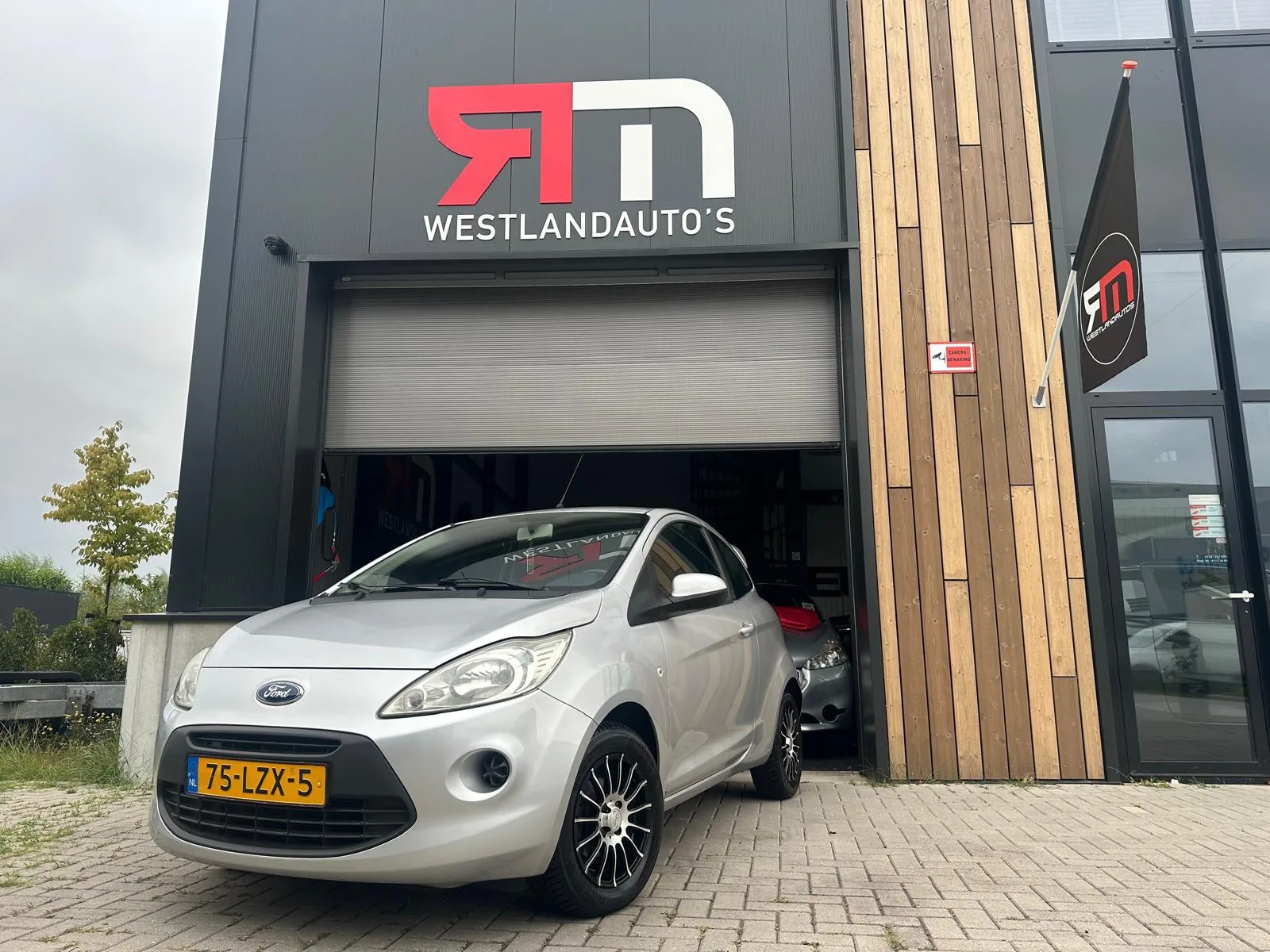 Ford Ka (2010) — foto 1