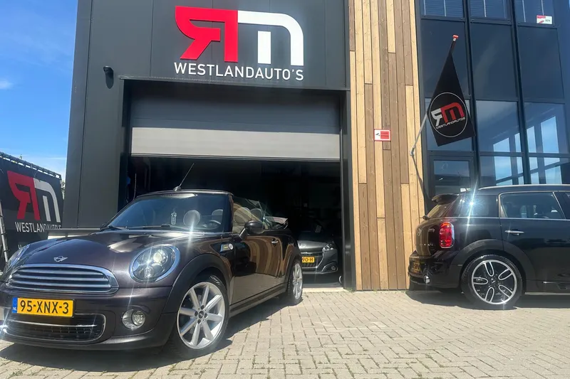 MINI Cabrio (2012)