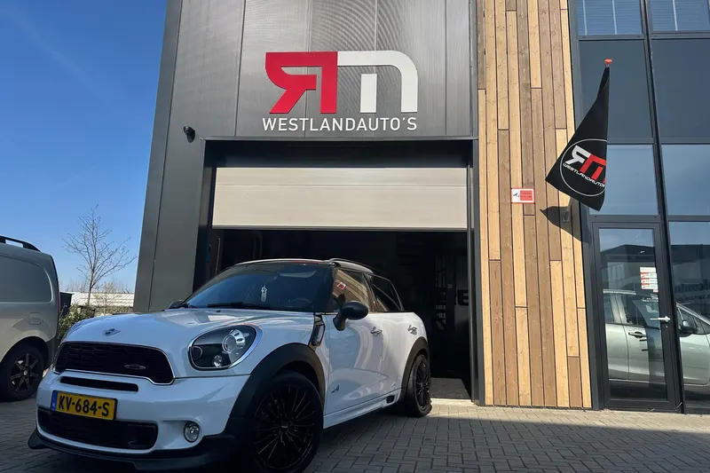 MINI Countryman (2013)