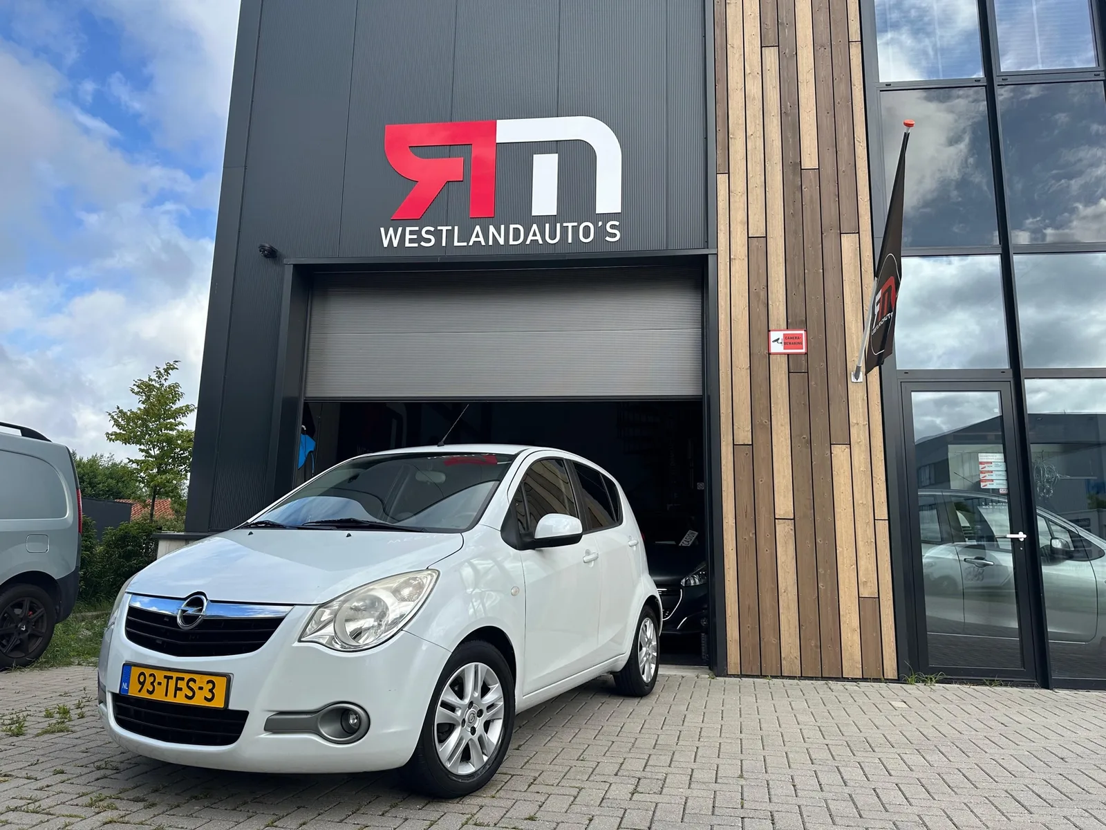 Opel Agila (2012) — foto 1