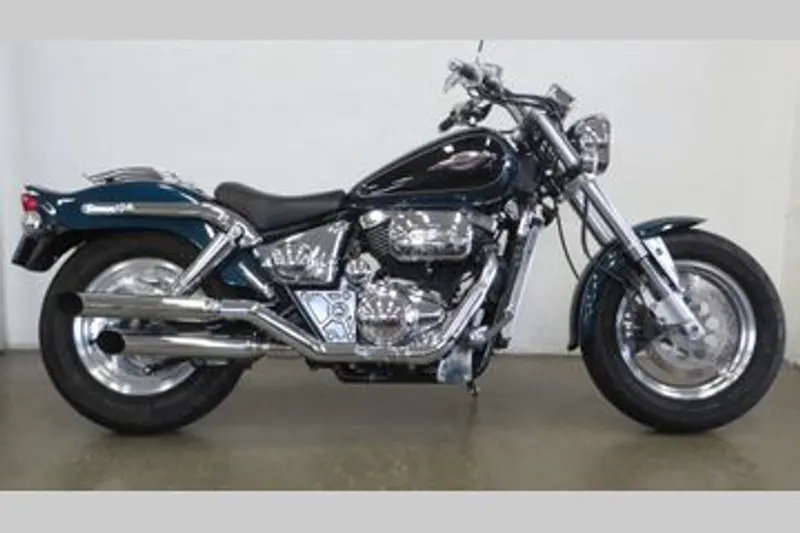 Suzuki VZ 800 Marauder (1997)