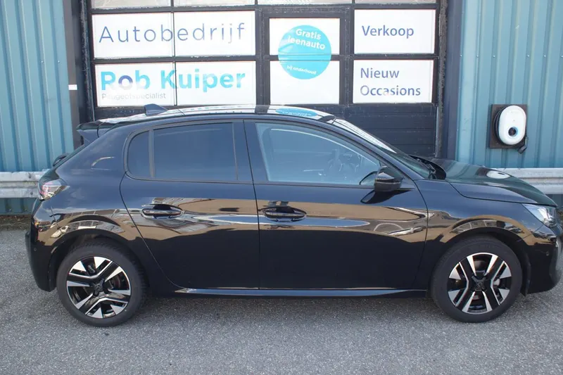 Peugeot 208 (2025)