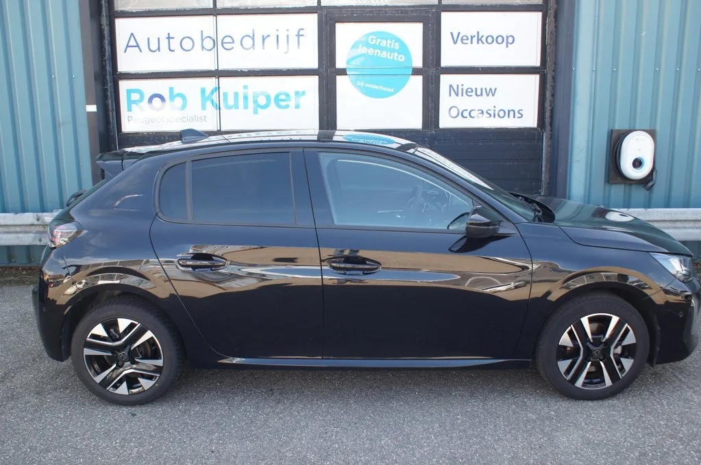 Peugeot 208 (2025) — foto 1