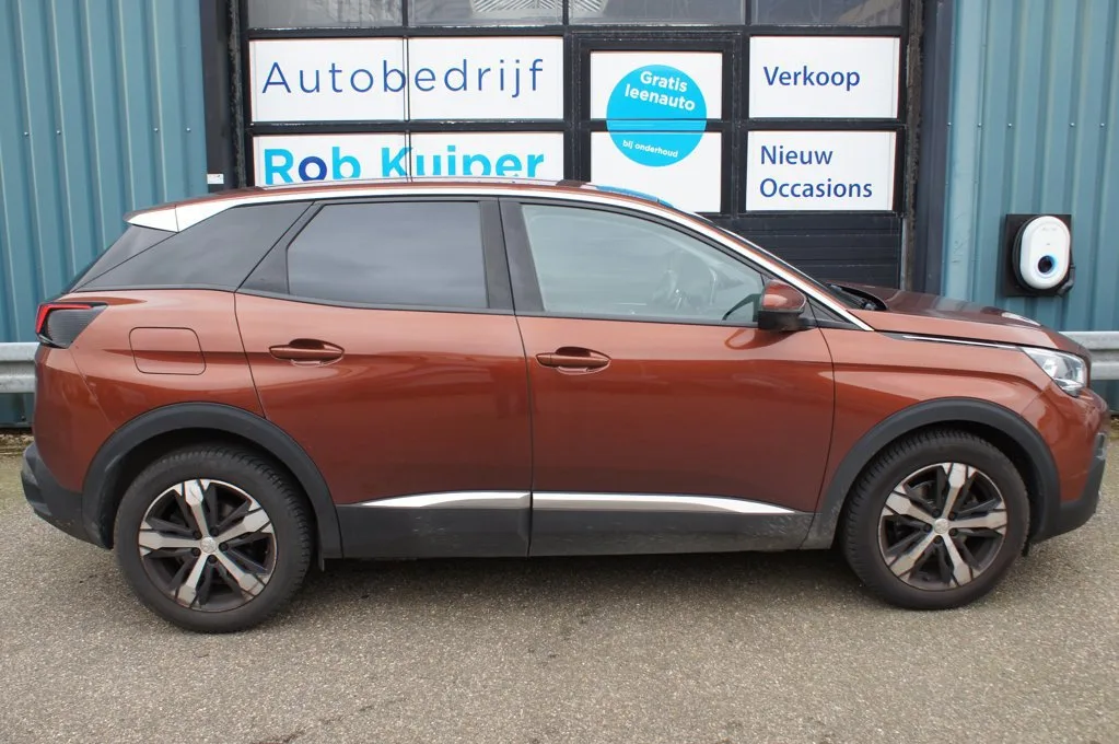 Peugeot 3008 (2019) — foto 1