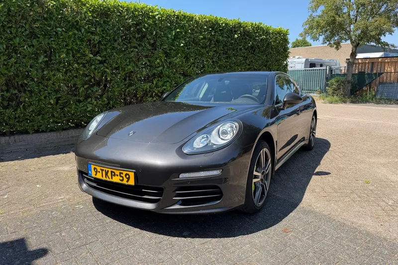 Porsche Panamera (2014)