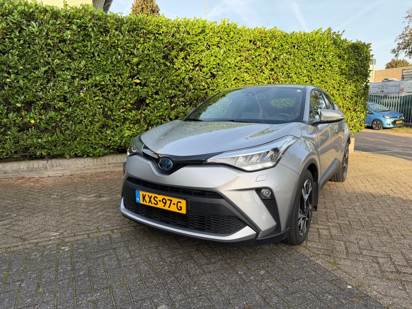 Toyota C-HR (2022) — foto 1