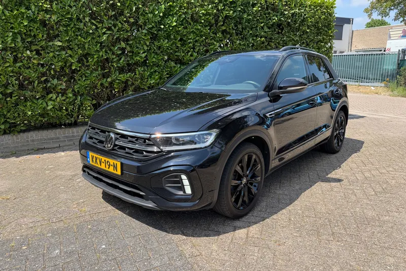 Volkswagen T-Roc (2023)