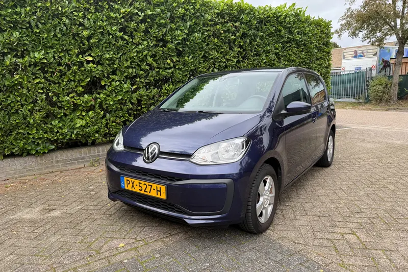 Volkswagen Up! (2017)