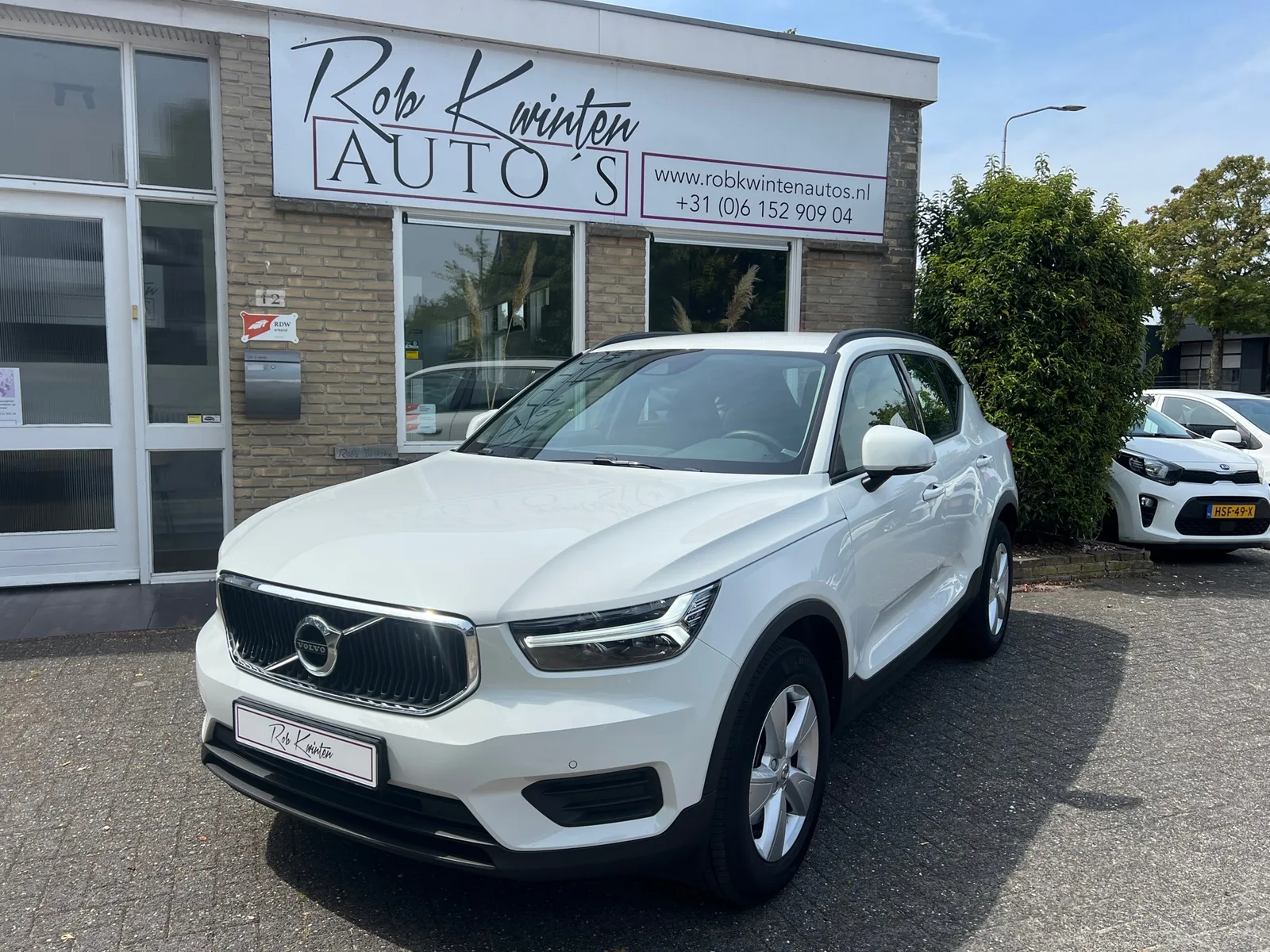 Volvo XC40 (2021) — foto 1
