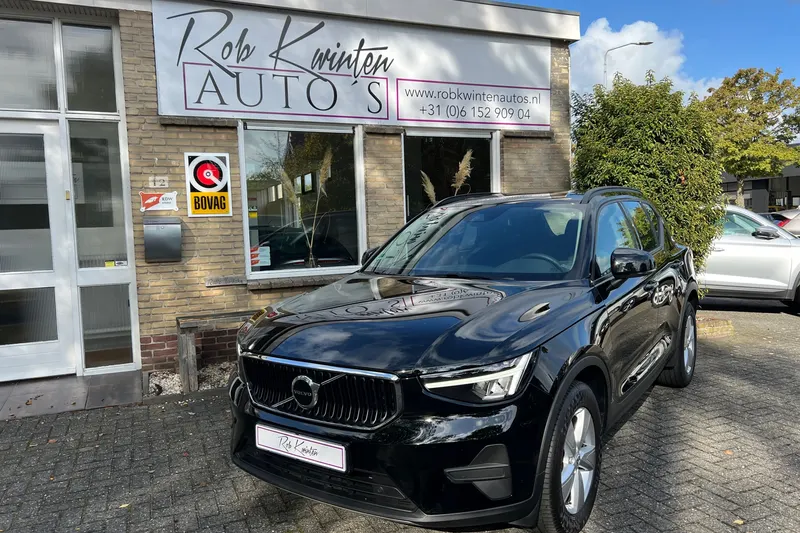 Volvo XC40 (2022)