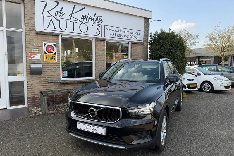 Volvo XC40 (2022)