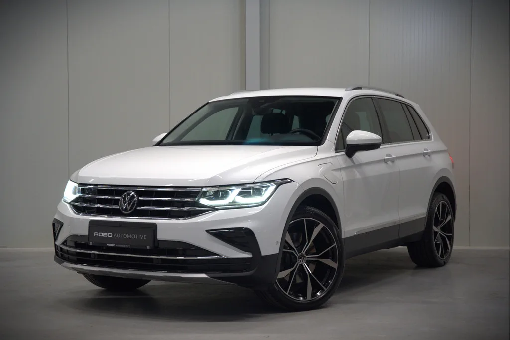Volkswagen Tiguan (2022) — foto 1