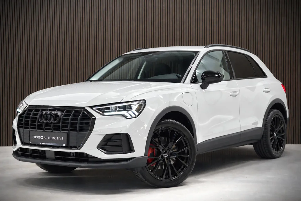 Audi Q3 (2022) — foto 1