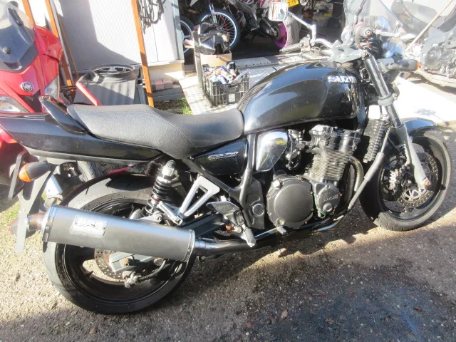 Suzuki GSX 750 Inazuma (1998) — foto 1