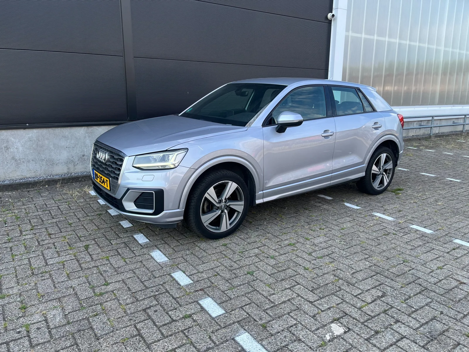 Audi Q2 (2018) — foto 1