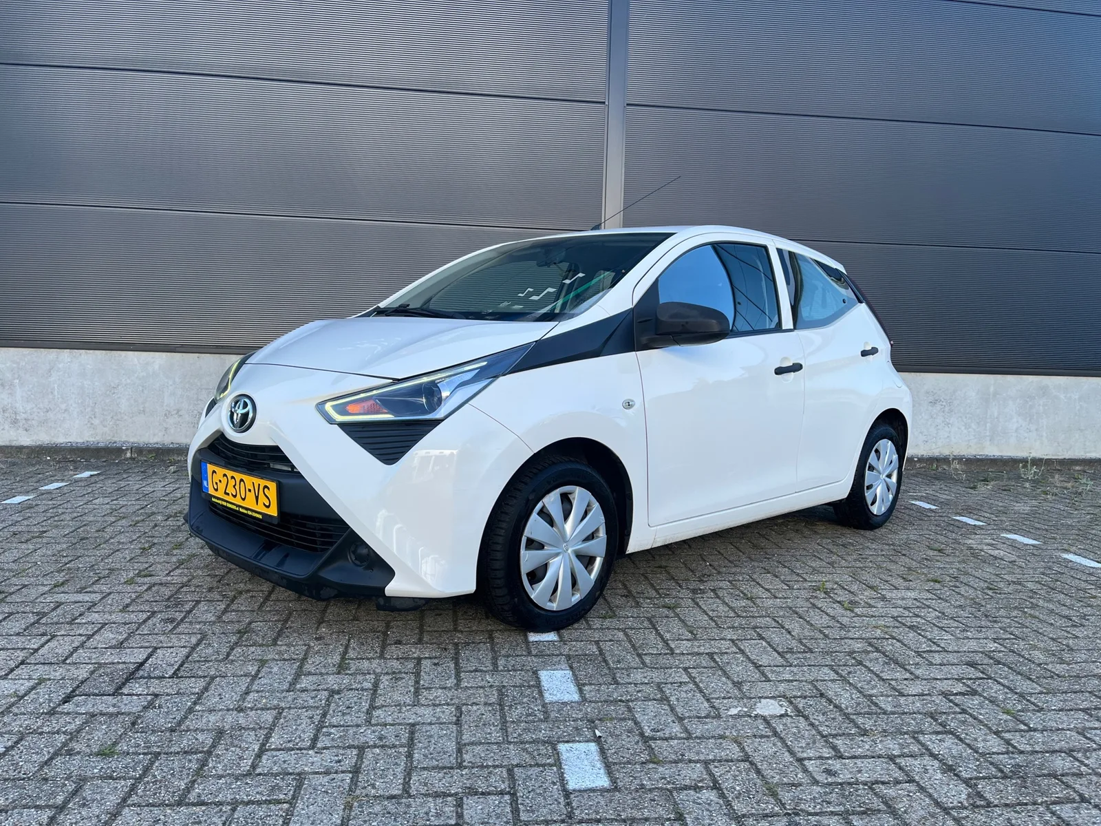 Toyota Aygo (2019) — foto 1