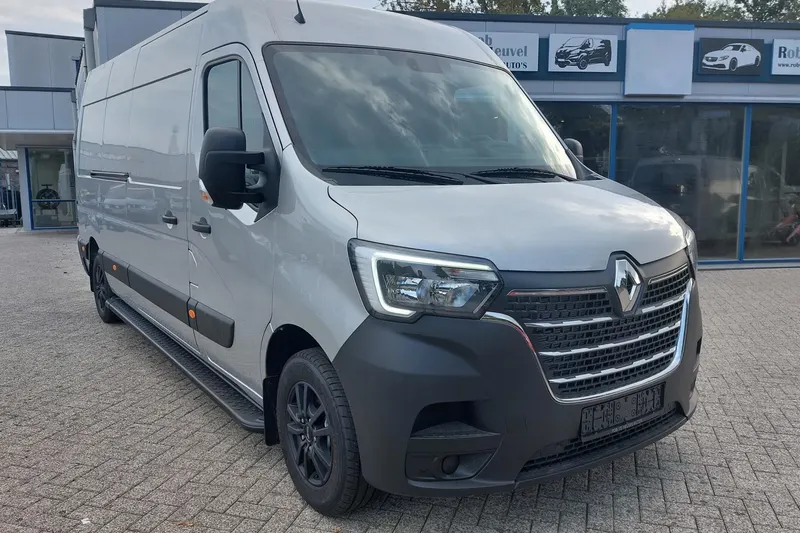 Renault Master (2023)