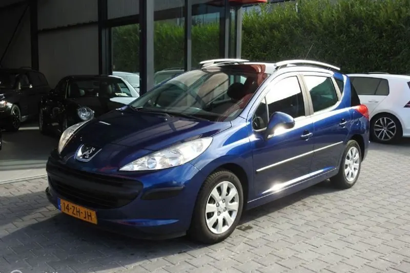 Peugeot 207 (2008)