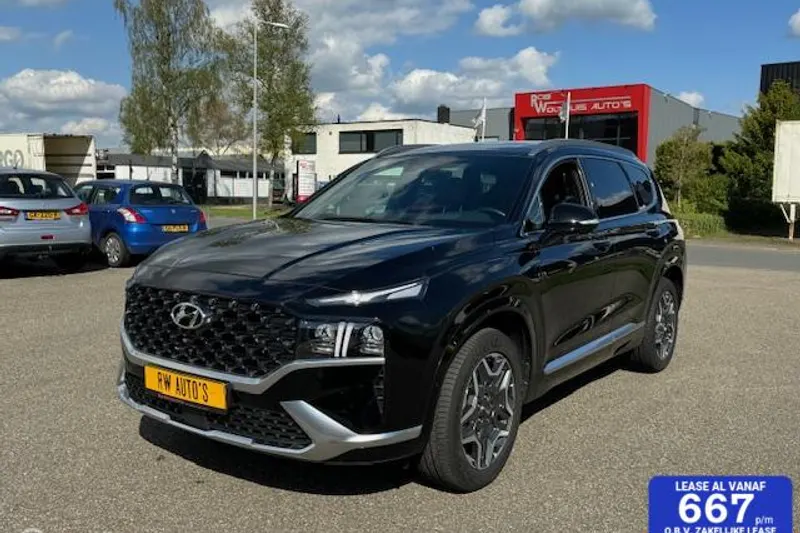 Hyundai Santa Fe (2023)