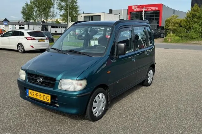 Daihatsu Move (2000)