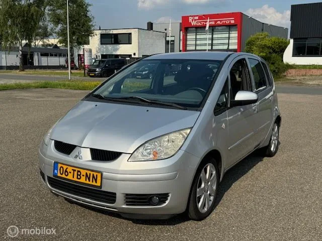 Mitsubishi Colt (2006) — foto 1