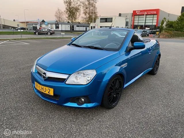 Opel Tigra (2005) — foto 1