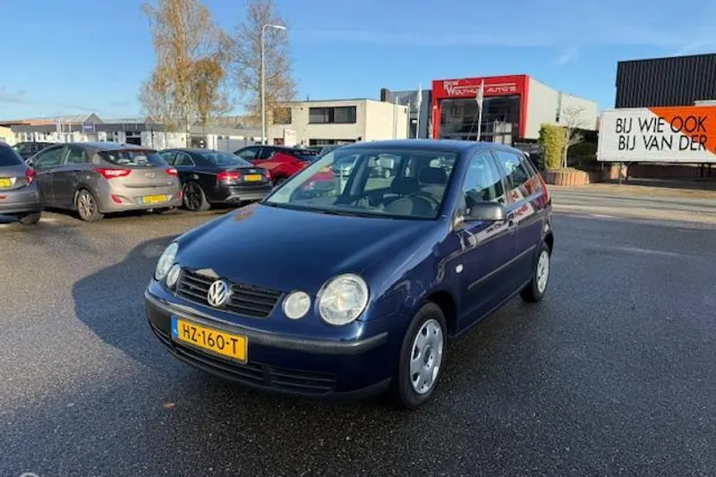 Volkswagen Polo (2003)
