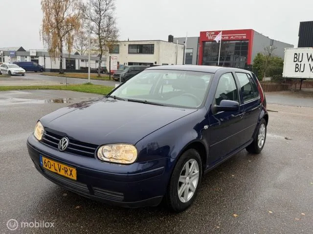 Volkswagen Golf (2003) — foto 1