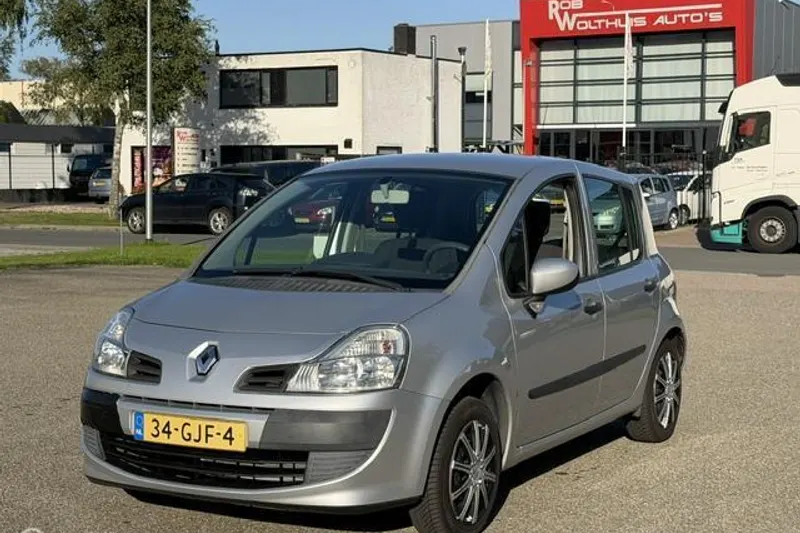 Renault Modus (2008)