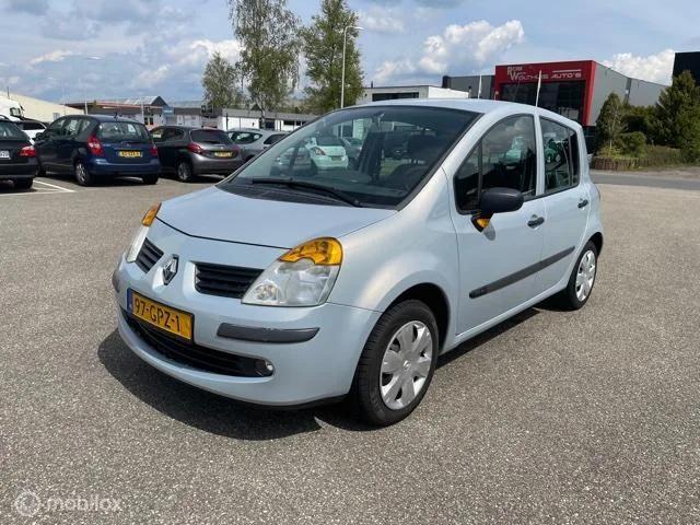 Renault Modus (2005) — foto 1