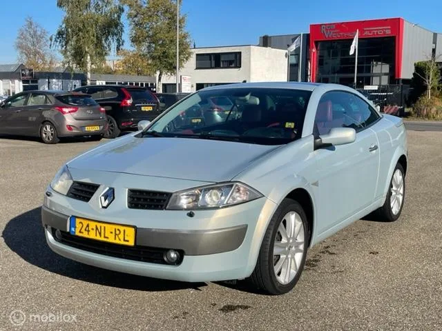 Renault Mégane (2003) — foto 1