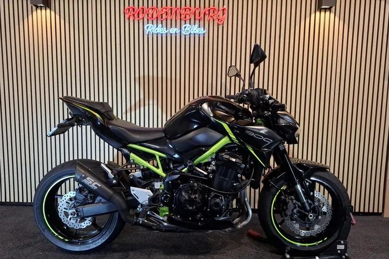 Kawasaki Z900 (2022)