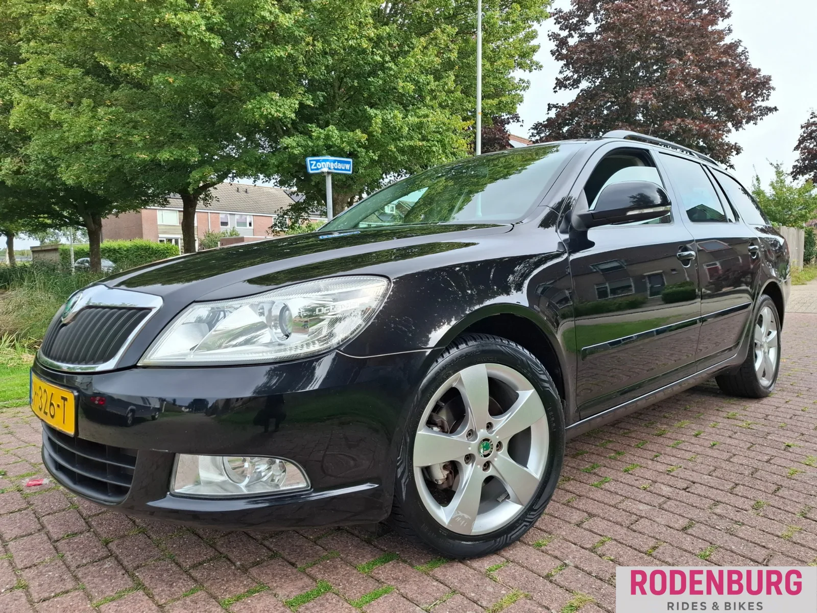 Škoda Octavia (2009) — foto 1