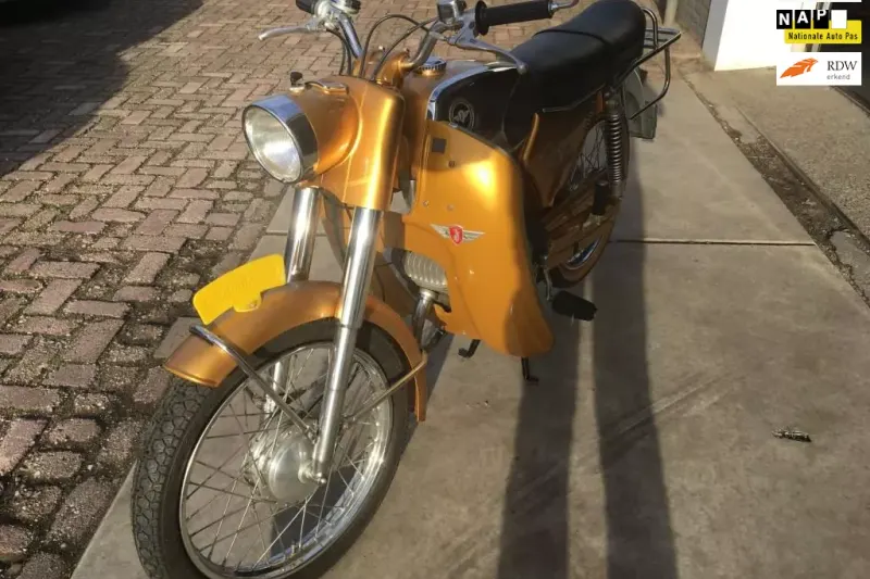 Zündapp Bromfiets GTS 50 goudhaantje (1973)