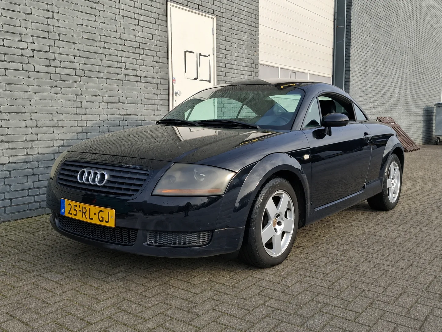 Audi TT (1999) — foto 1