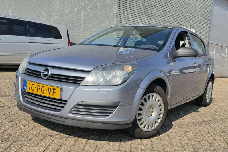 Opel Astra (2004)