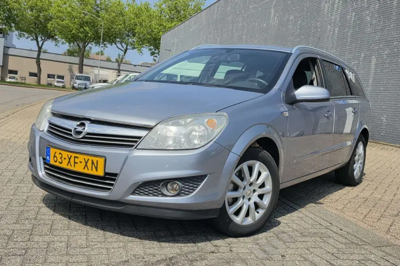 Opel Astra (2007)