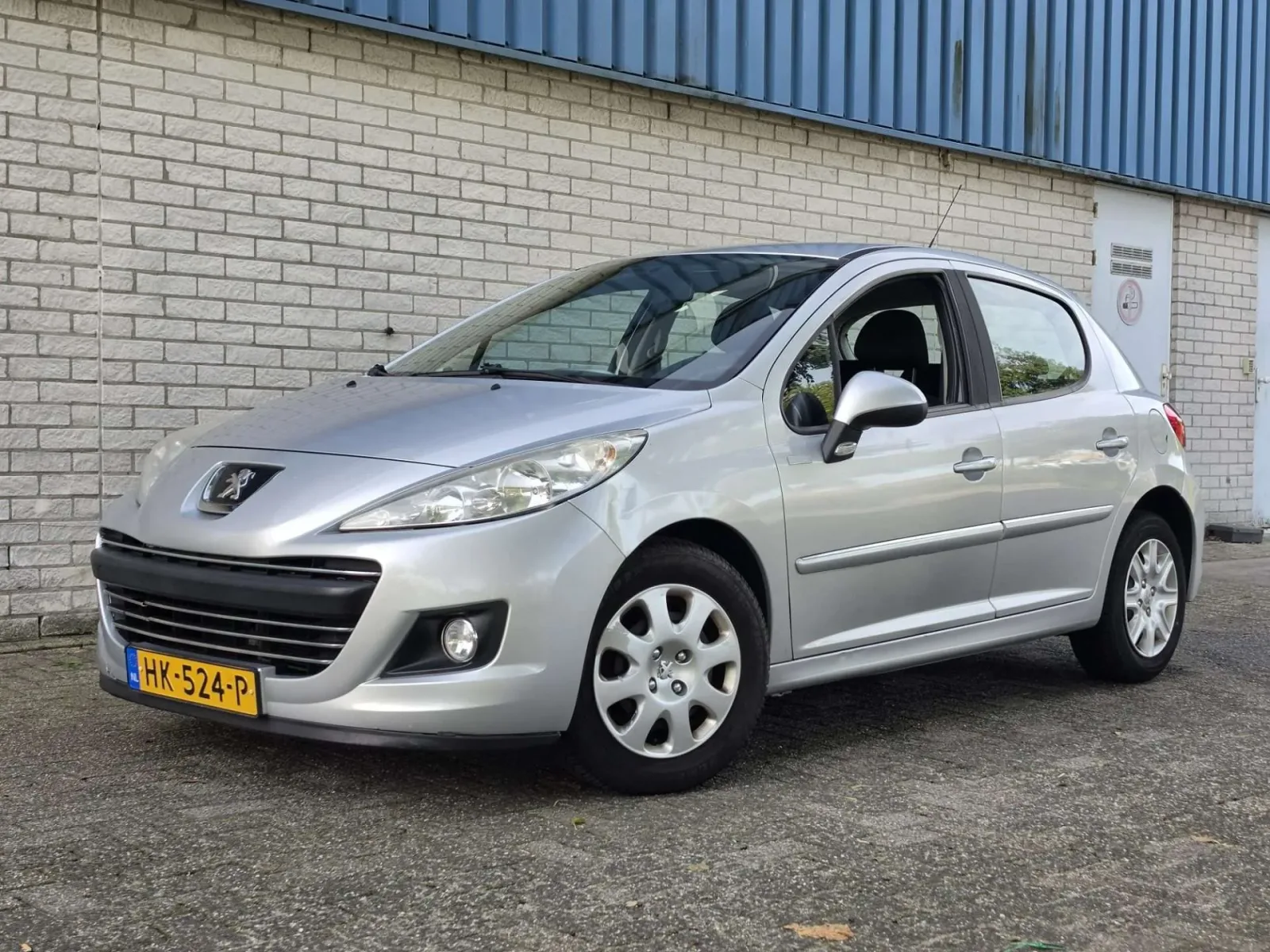 Peugeot 207 (2010) — foto 1