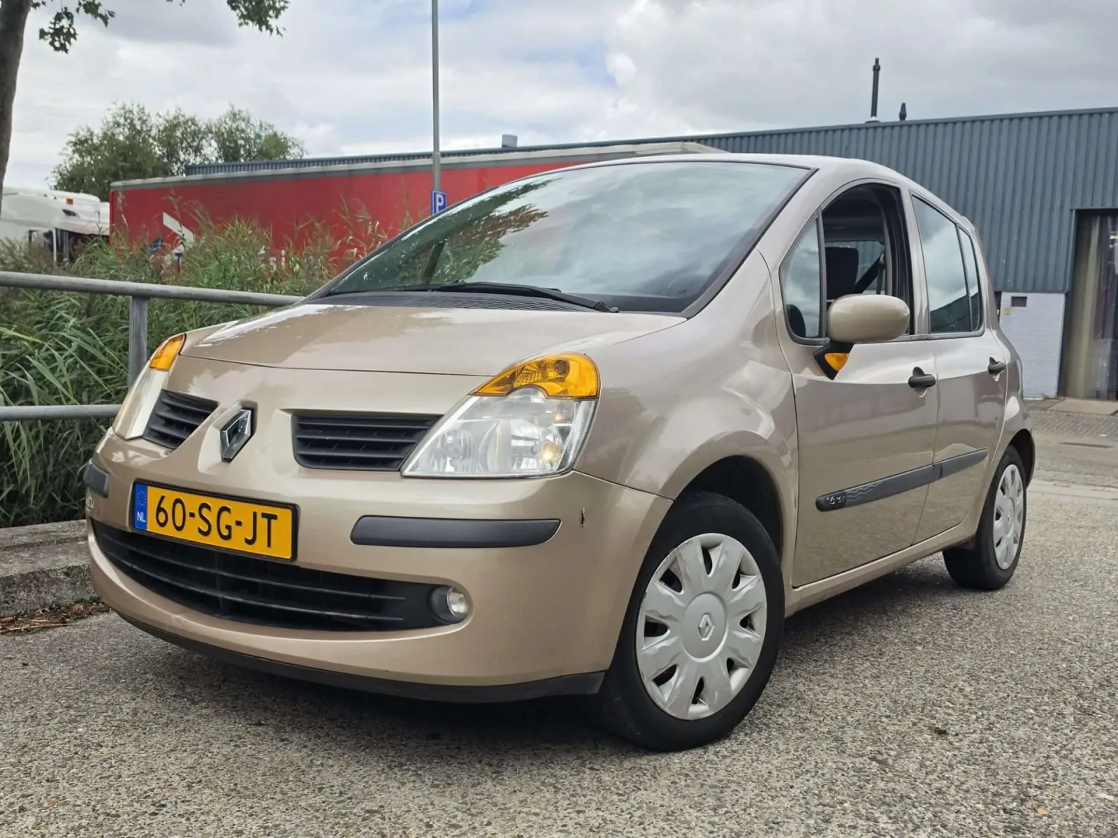 Renault Modus (2005) — foto 1