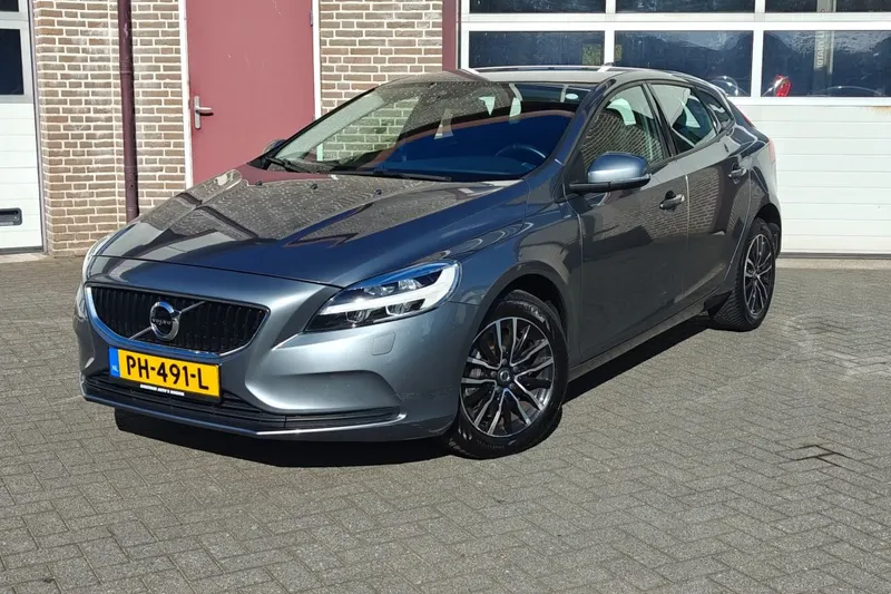 Volvo V40 (2017)